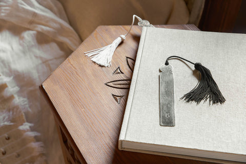 Tassle Bookmarks, Black/Off-White